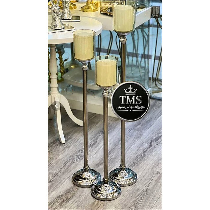 شمعدان کنار سالنی